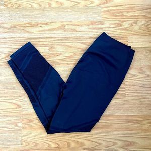 FABLETICS navy seamless mesh leggings size small